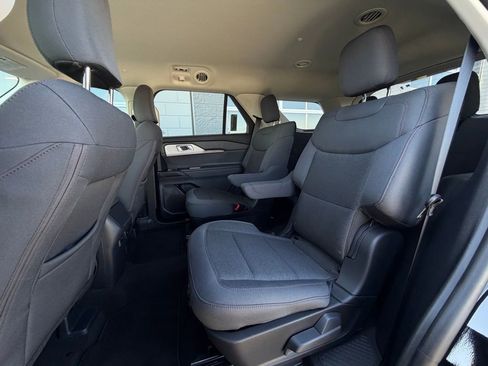 New 2026 Ford Explorer Active image 48