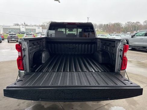 New 2026 Chevrolet Silverado 1500 High Country w/ Z71 Off-Road Package AWD/4WD image 12