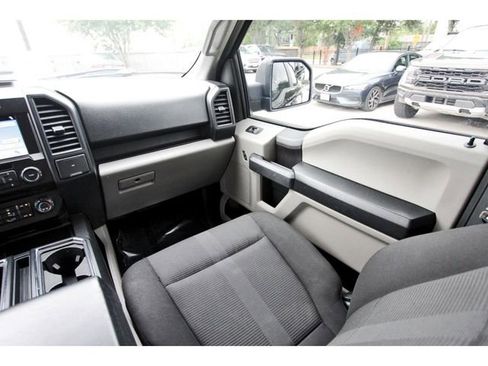 Used 2018 Ford F150 XL w/ Equipment Group 101A Mid image 9