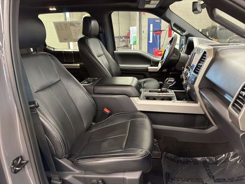 Used 2020 Ford F150 Lariat w/ Equipment Group 502A Luxury AWD/4WD image 9