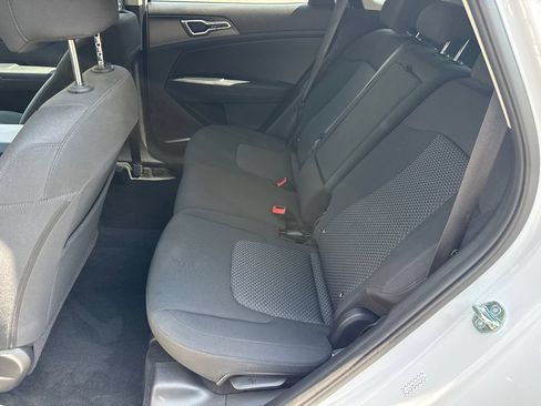Used 2026 Kia Sportage LX w/ LX Convenience Package FWD image 17