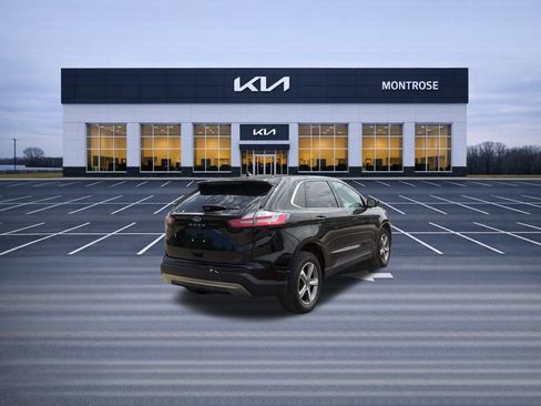 Used 2022 Ford Edge SEL w/ Convenience Package AWD/4WD image 5