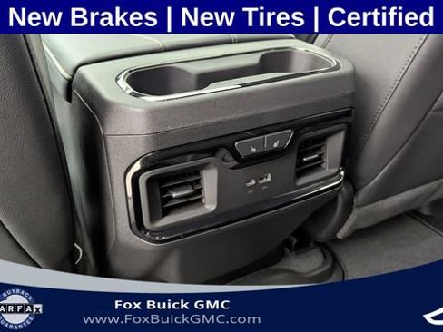 Used 2024 GMC Sierra 1500 AT4 w/ Technology Package AWD/4WD image 34