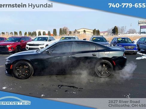 Used 2018 Dodge Charger R/T image 4