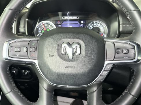 Used 2024 RAM 1500 Laramie AWD/4WD image 16