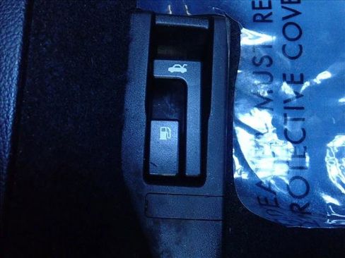 Used 2012 Subaru Impreza 2.0i Premium image 19