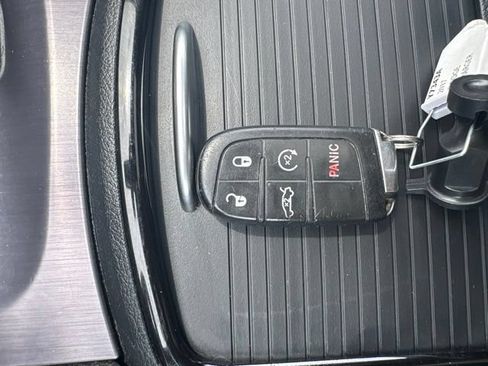 Used 2017 Dodge Charger SXT w/ AWD Plus Group image 46