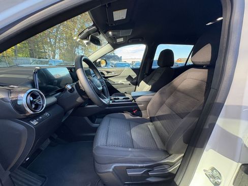 Used 2025 Chevrolet Equinox LT image 22