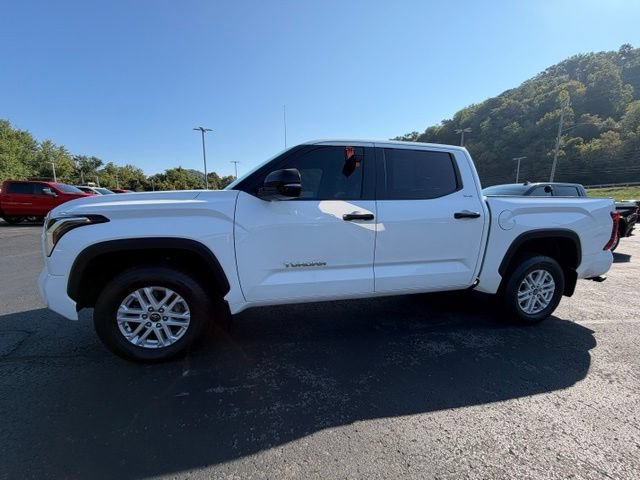 Used 2024 Toyota Tundra SR5 w/ SR5 Convenience Package AWD/4WD image 4