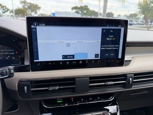 Used 2024 Lincoln Corsair Premiere w/ Equipment Group 102A image 16