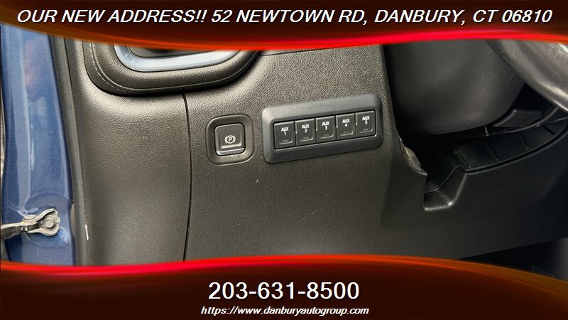 Used 2022 Chevrolet Silverado 3500 High Country AWD/4WD image 17