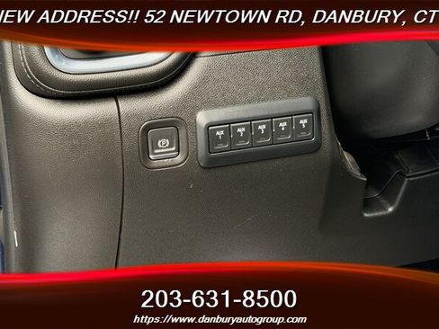Used 2022 Chevrolet Silverado 3500 High Country AWD/4WD image 17