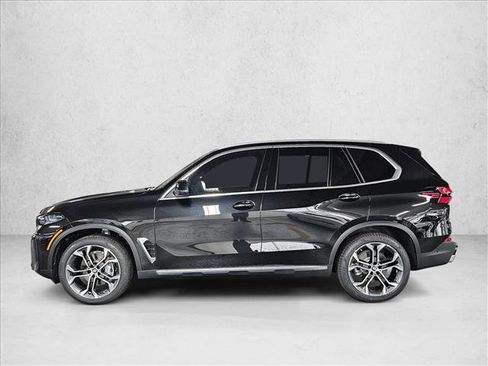 Used 2026 BMW X5 xDrive40i AWD/4WD image 8