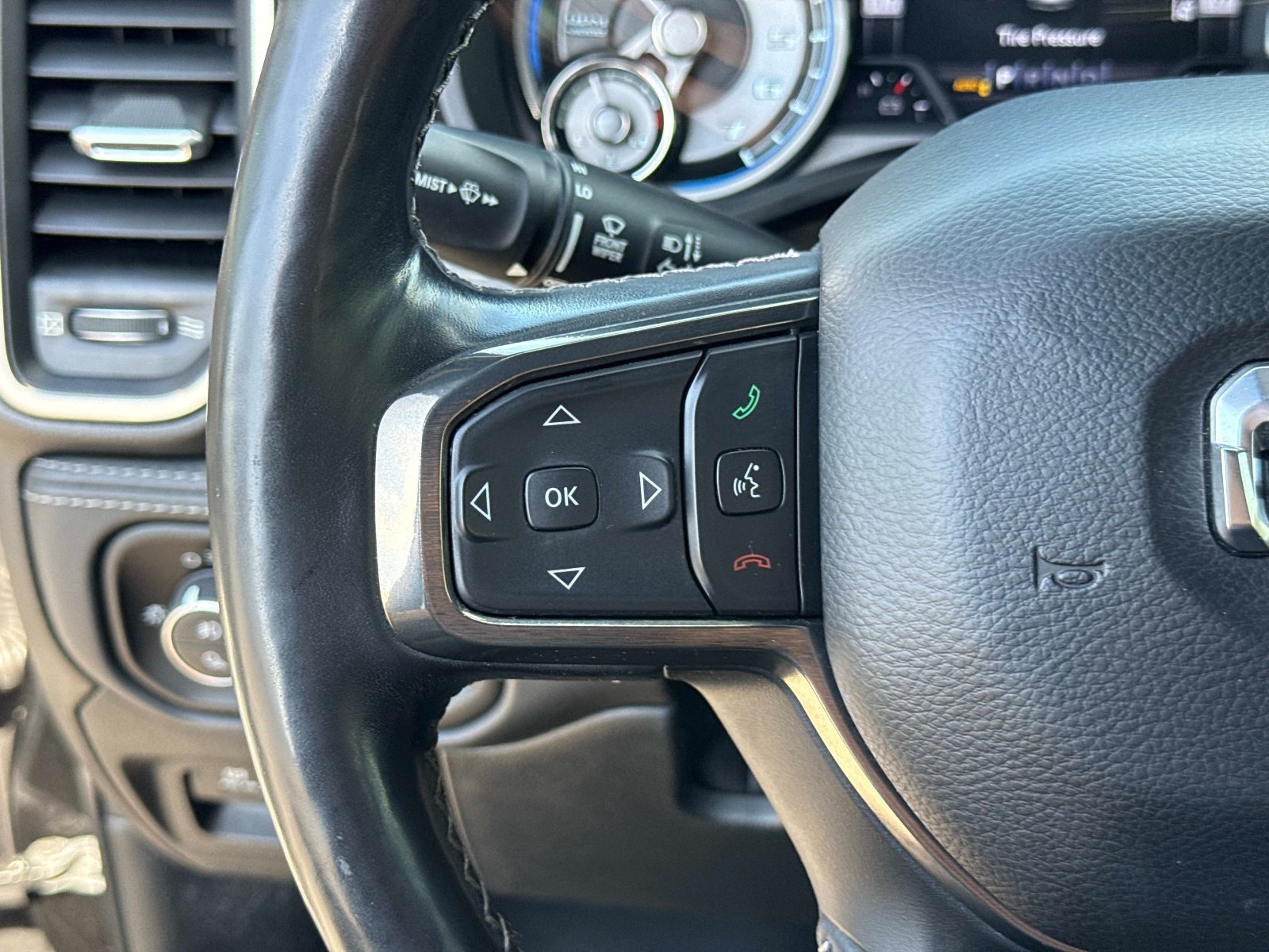 Used 2019 RAM 1500 Limited AWD/4WD image 31