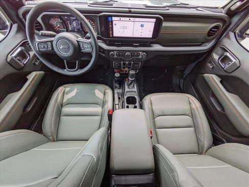 New 2025 Jeep Gladiator Mojave w/ Convenience Group image 3