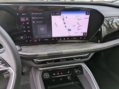 New 2025 Audi Q5 Premium Plus AWD/4WD image 12