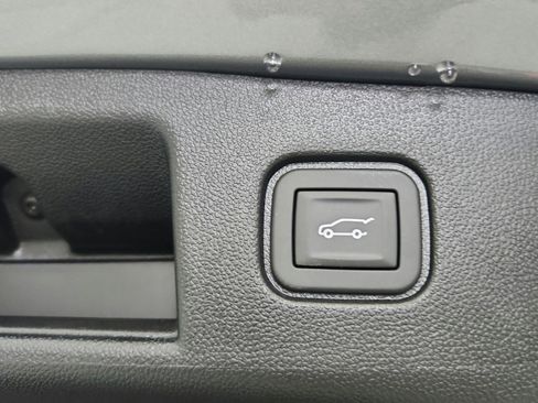 New 2025 Chevrolet Blazer EV RS image 34