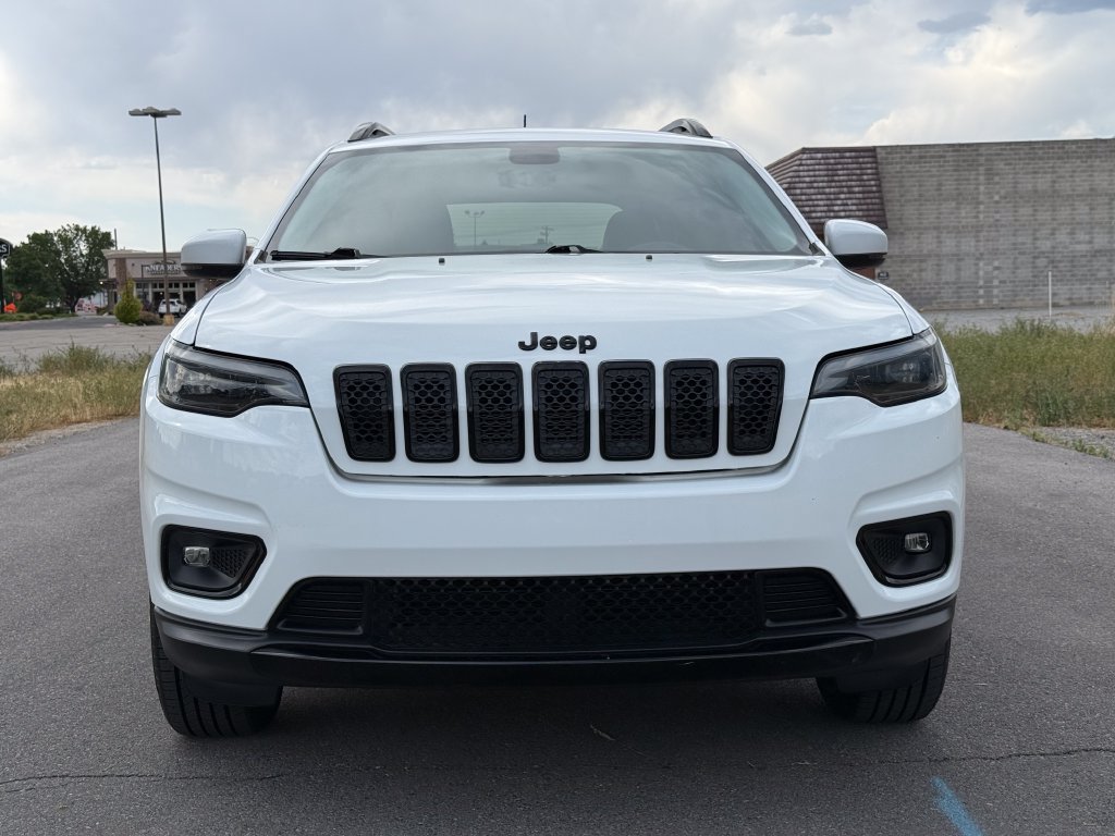 Used 2020 Jeep Cherokee Latitude Plus AWD/4WD image 5
