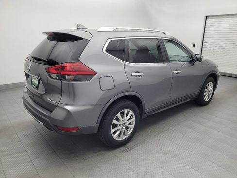 Used 2018 Nissan Rogue SV AWD/4WD image 10