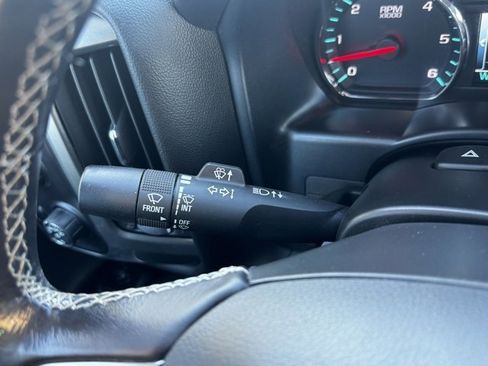 Used 2018 Chevrolet Silverado 1500 LT w/ All Star Edition image 25