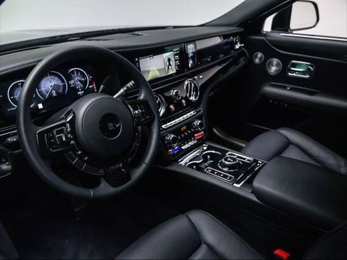 Used 2025 Rolls-Royce Ghost AWD/4WD image 24