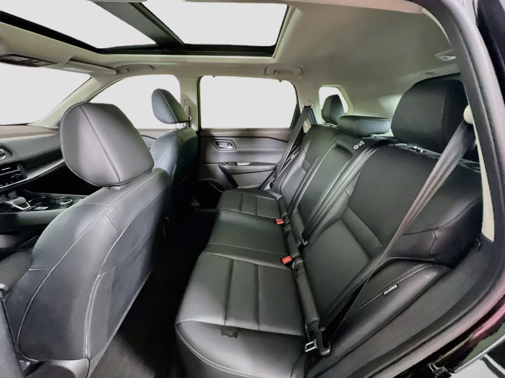 Used 2023 Nissan Rogue SV w/ SV Premium B Package AWD/4WD image 23