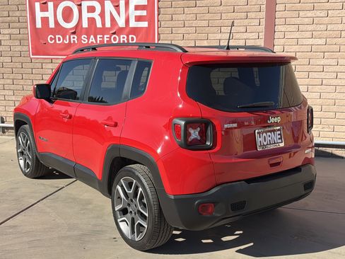 Used 2020 Jeep Renegade Latitude image 3