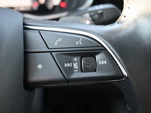 Used 2020 Audi Q3 2.0T Prestige image 37