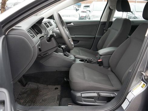 Used 2015 Volkswagen Jetta S image 13