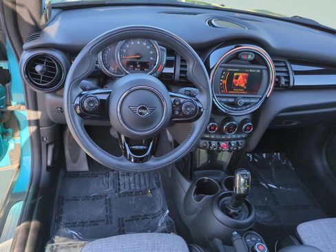 Used 2020 MINI Cooper Convertible w/ Signature Upholstery Package image 14