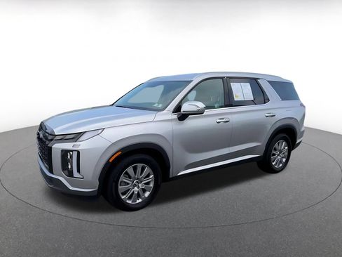 Used 2025 Hyundai Palisade SEL FWD image 6