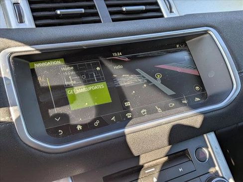 Used 2017 Land Rover Range Rover Evoque SE Premium image 13