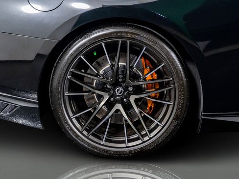 Used 2021 Nissan GT-R Premium image 9