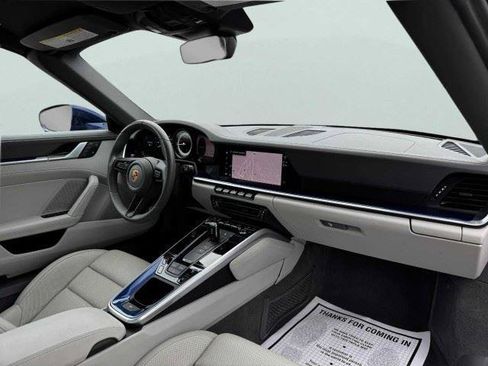 Used 2024 Porsche 911 Carrera RWD image 38