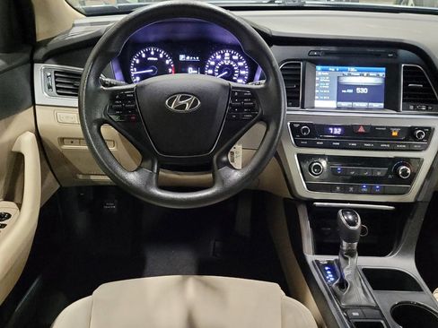 Used 2016 Hyundai Sonata SE FWD image 22