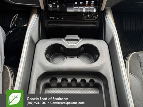 Used 2019 RAM 2500 Laramie w/ Black Appearance Package image 39