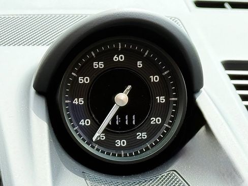 Used 2025 Porsche 911 Carrera GTS image 14