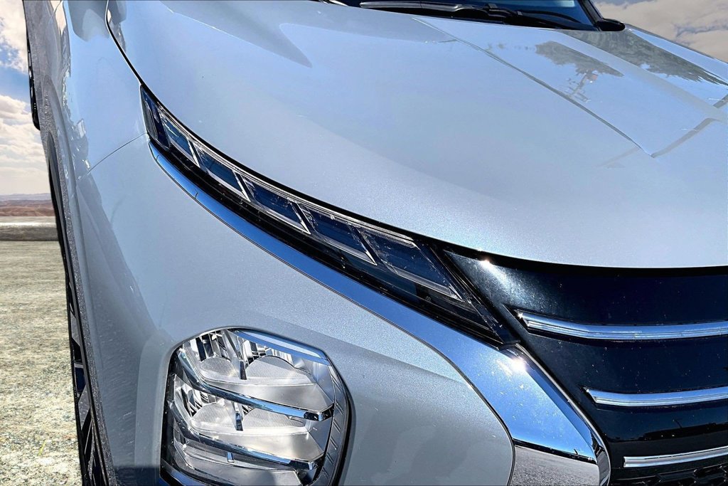 Used 2025 Mitsubishi Outlander SEL FWD image 33