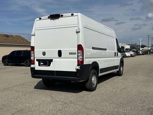 New 2026 RAM ProMaster 2500 w/ Convenience Group image 3