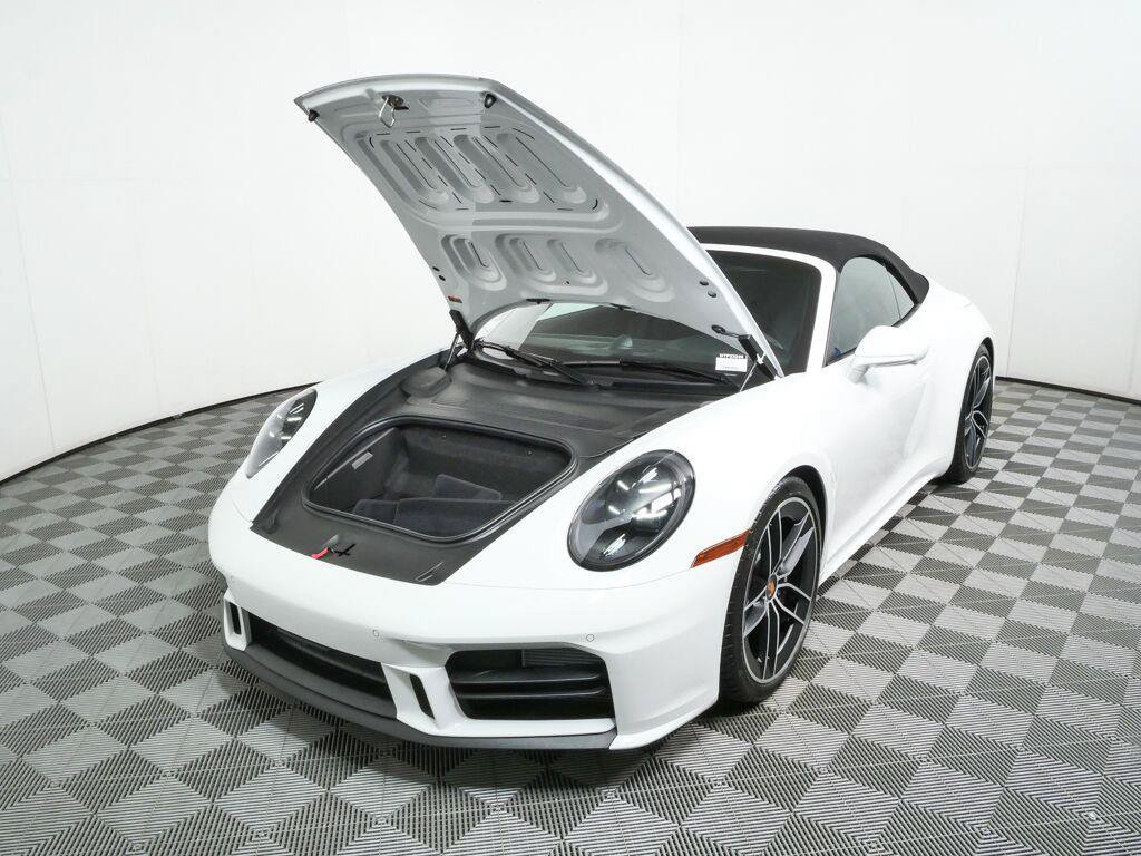New 2026 Porsche 911 Carrera T RWD image 33