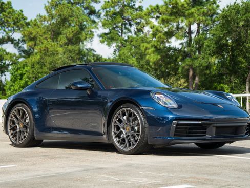 Used 2020 Porsche 911 Carrera RWD image 14