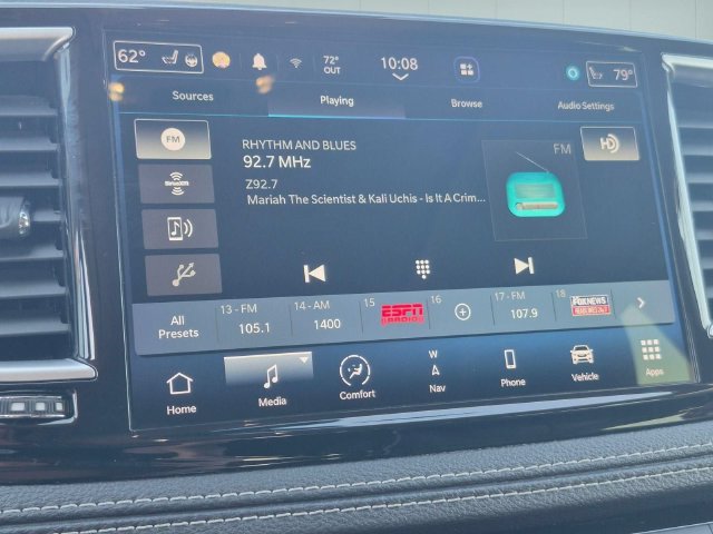 Used 2023 Chrysler Pacifica Limited FWD image 24