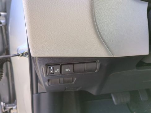 Certified 2023 Toyota Corolla Cross L image 13