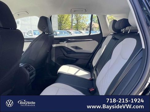 New 2026 Volkswagen Tiguan SE AWD/4WD image 17