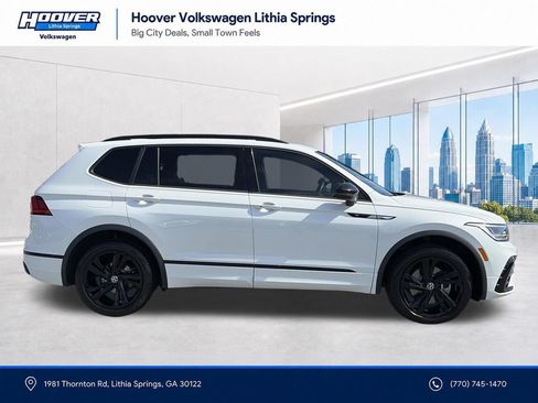 Used 2023 Volkswagen Tiguan SE R-Line FWD image 26