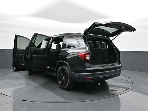 Used 2022 Honda Pilot Black Edition image 42