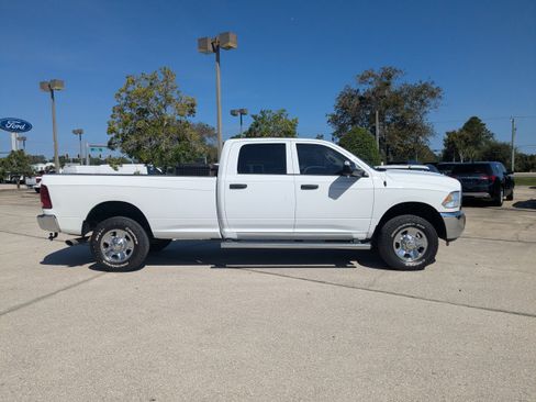 Used 2016 RAM 3500 Tradesman w/ Chrome Appearance Group image 3
