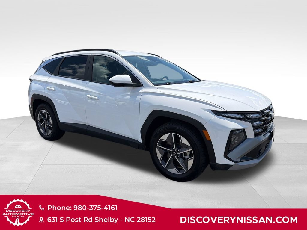 Used 2025 Hyundai Tucson SEL FWD image 2