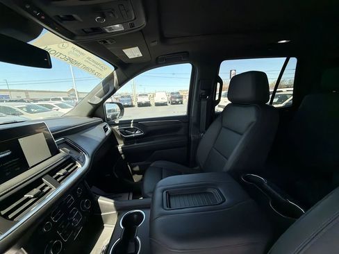 Used 2024 Chevrolet Tahoe Z71 image 11