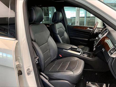 Used 2015 Mercedes-Benz ML 400 4MATIC image 8